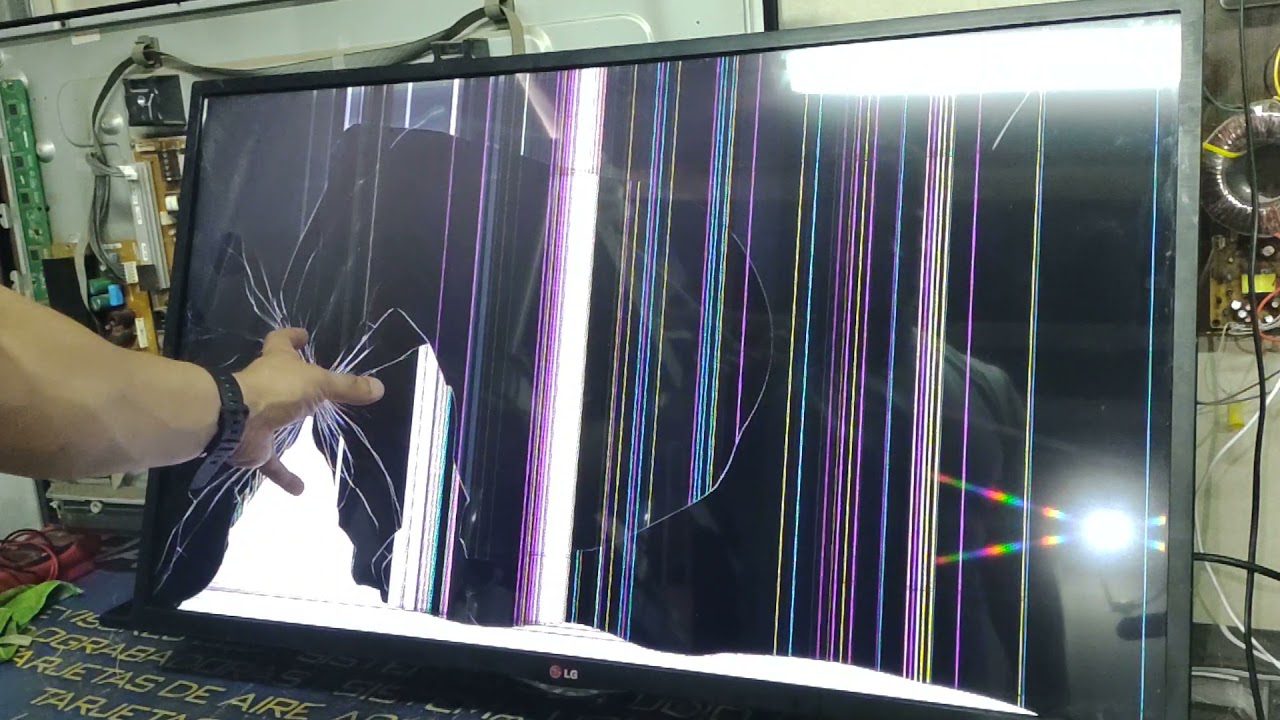 ¿Vale la pena reparar una TV con la pantalla rota por golpe o es mejor comprar una tele nueva?